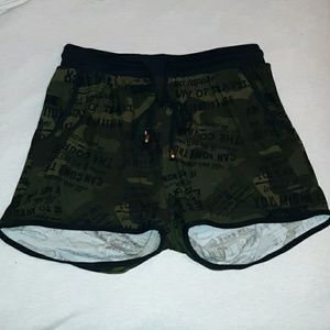 Indero Camo Shorts S/M
